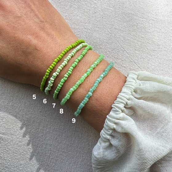 bracelets élastique perles couleurs unies